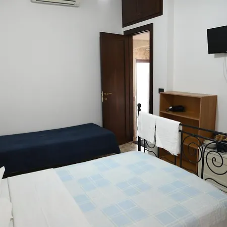 Corte Trecantaia 11 3* בארי