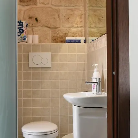 Corte Trecantaia 11 3* Μπάρι